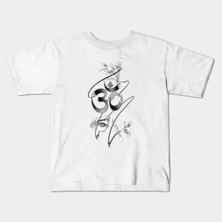 Aum symbol of Hinduism. Om Design, Mystical Sign with Flowers. Kids T-Shirt